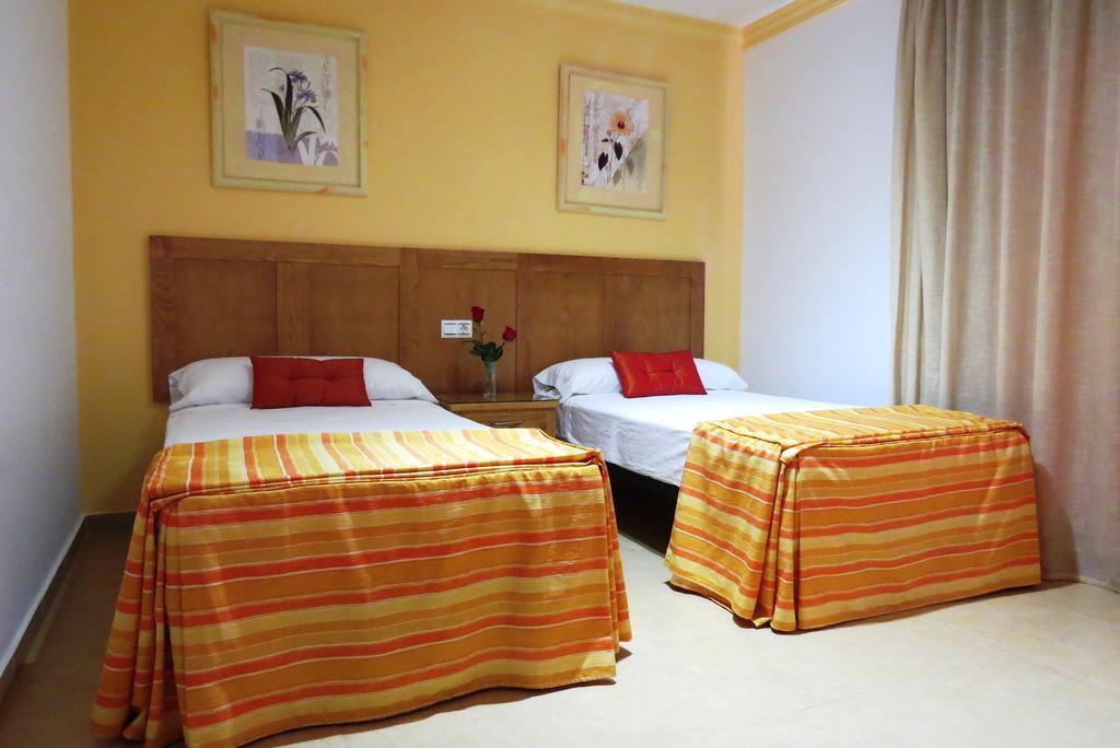 Apartamentos Turisticos Las Yucas Torre Del Mar Εξωτερικό φωτογραφία
