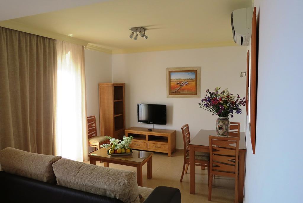 Apartamentos Turisticos Las Yucas Torre Del Mar Εξωτερικό φωτογραφία