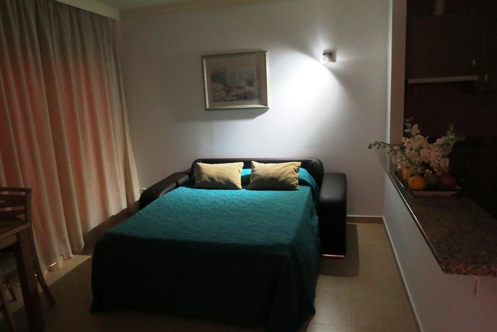 Apartamentos Turisticos Las Yucas Torre Del Mar Εξωτερικό φωτογραφία