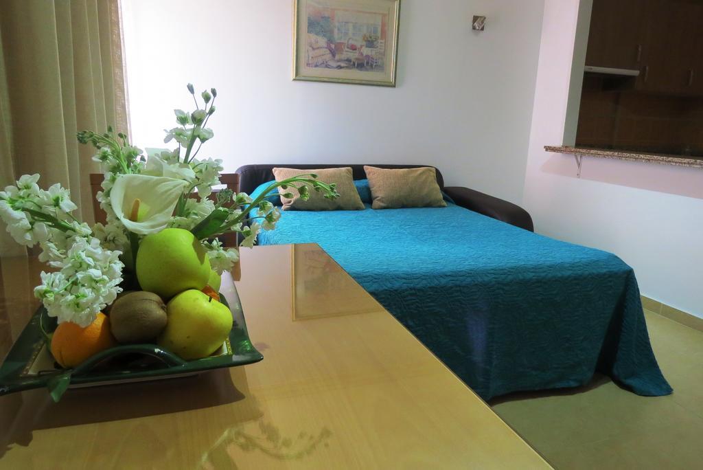 Apartamentos Turisticos Las Yucas Torre Del Mar Εξωτερικό φωτογραφία