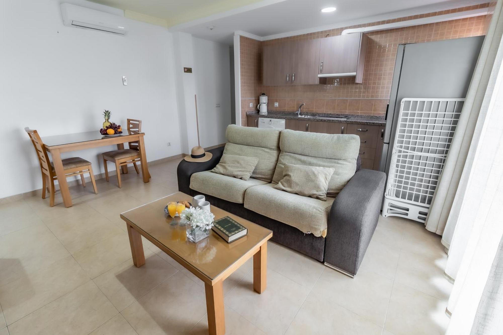 Apartamentos Turisticos Las Yucas Torre Del Mar Εξωτερικό φωτογραφία